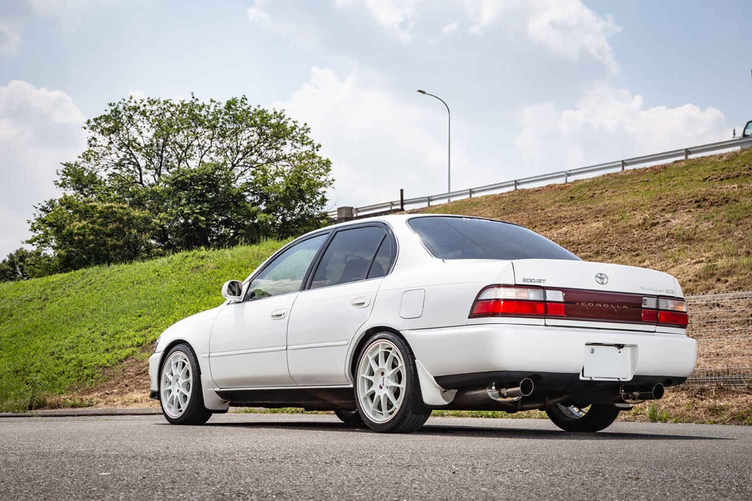 トヨタ TRD2000