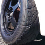 【画像】せっかくの新品タイヤを走る前に削っちゃうの!?　サーキット界隈で行われる「タイヤシェービング」って何のため？ 〜 画像8
