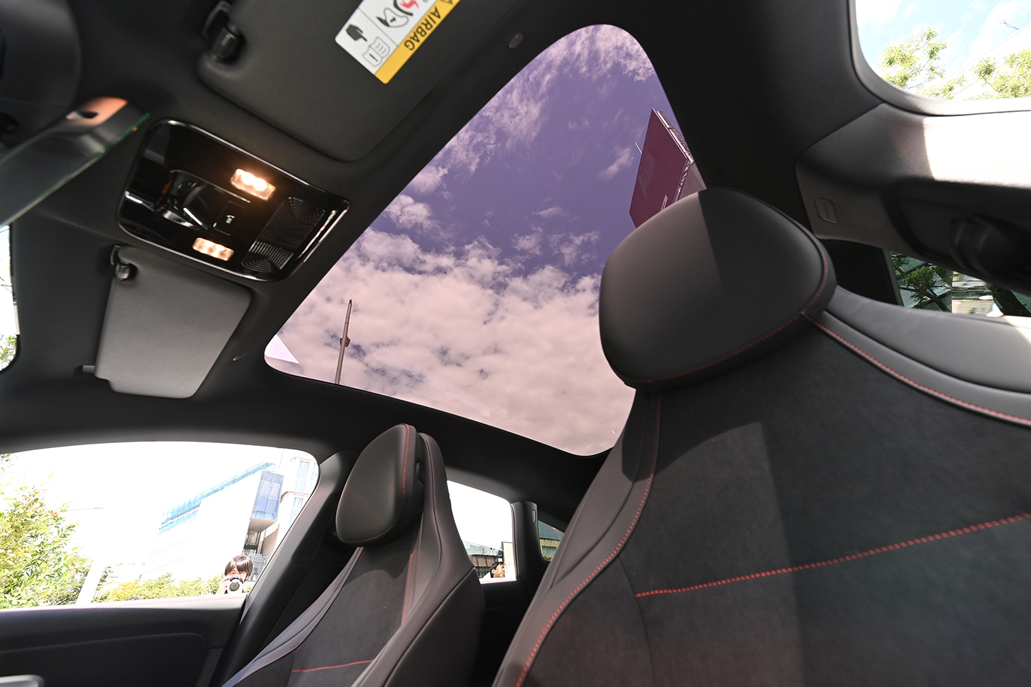 メルセデス・ベンツ 新型CLAのルーフ 〜 画像40