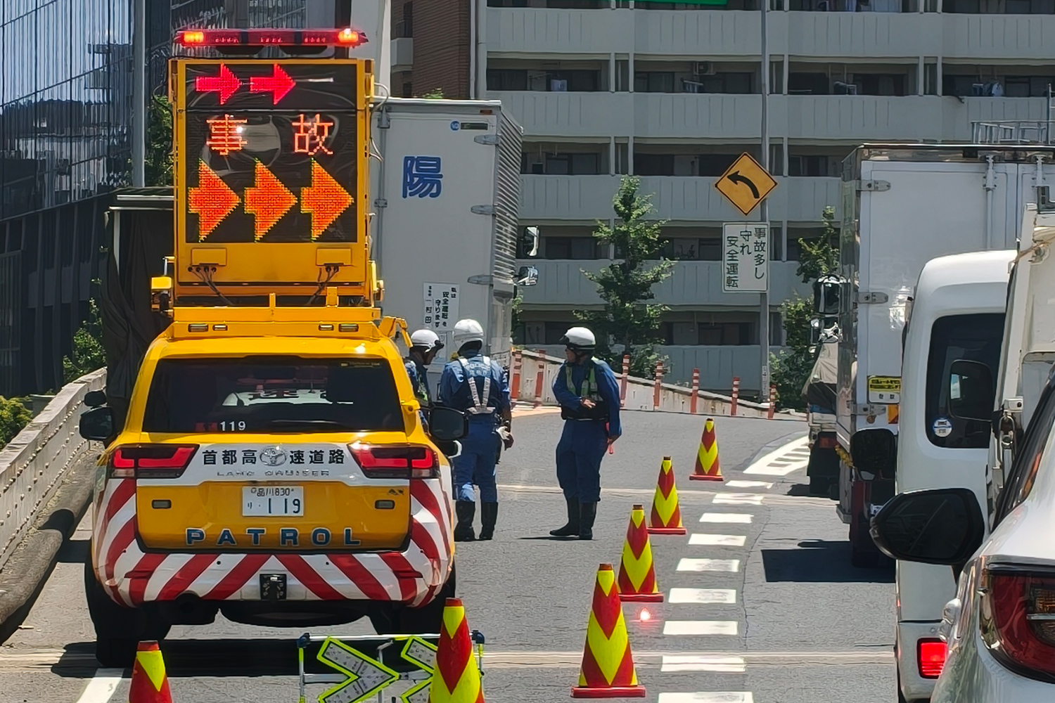 NEXCOの交通管理隊車両