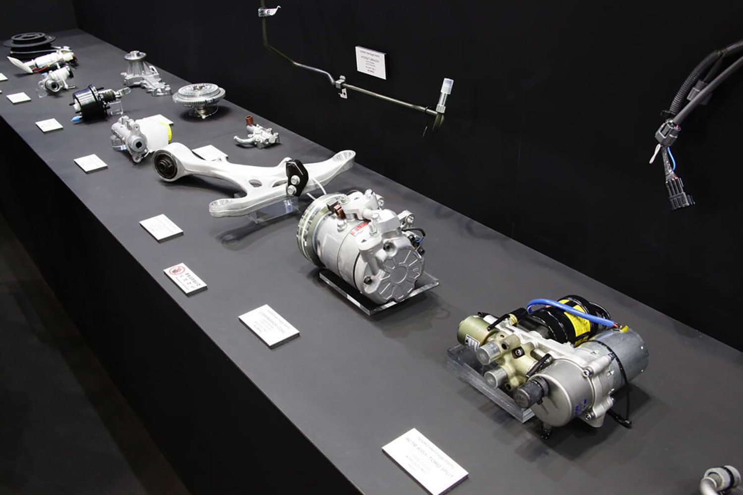 NISMOヘリテージパーツによって復刻された部品
