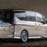 【画像】フランスのオシャレ番長 vs 日本のオモテナシ王！　秒で完売した「ルノー グランカングー」と「日産セレナ」を乗り比べてわかった意外な事実とは 〜 画像2