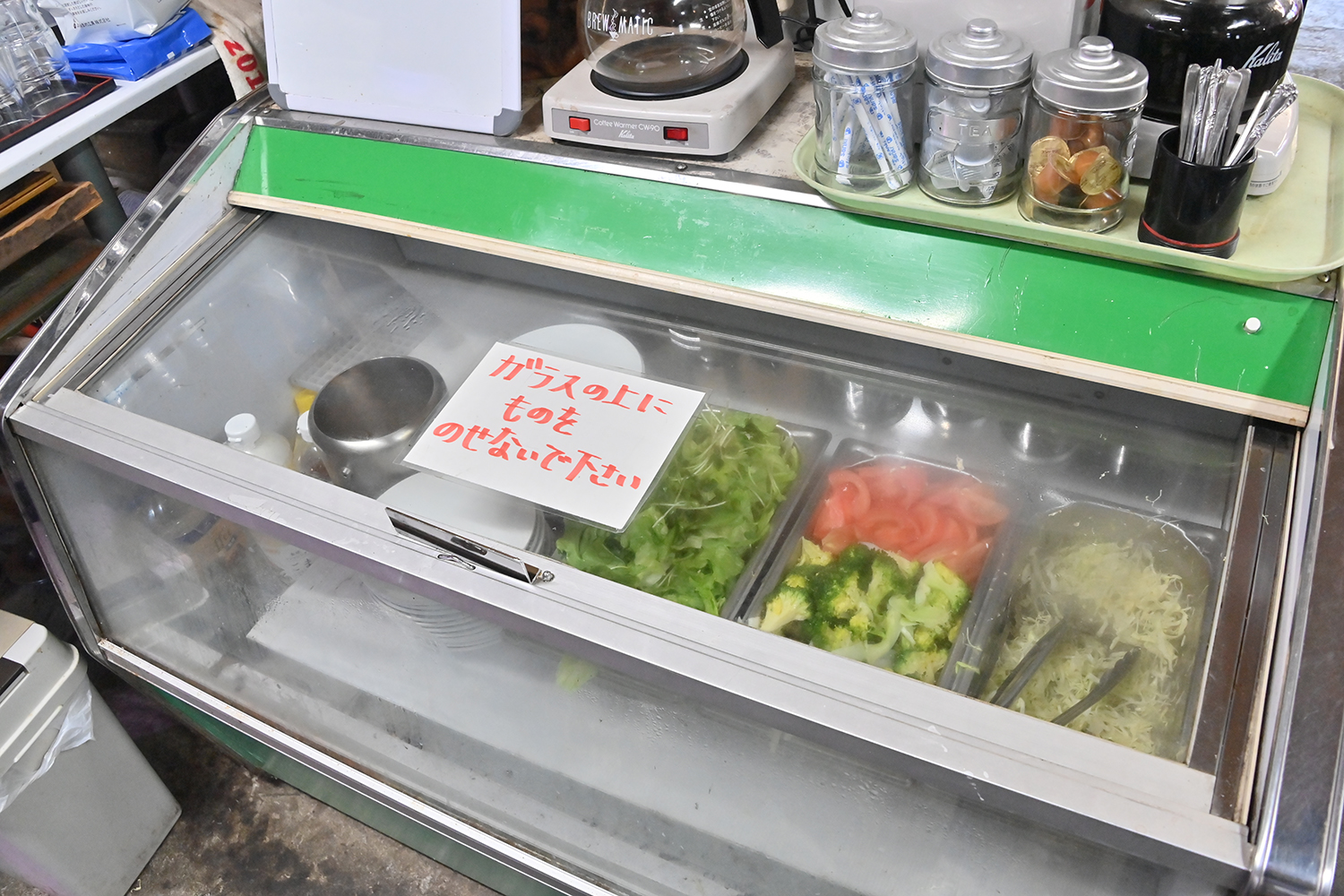 地元民に愛される老舗食堂の"つみっこ"ともつ煮が最高すぎた【Ｐ専食堂】 〜 画像1