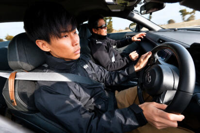 毎日のように走り回っても「上手くなる」とは限らない！　プロレーシングドライバーが教える「運転下手」に欠けている能力とは