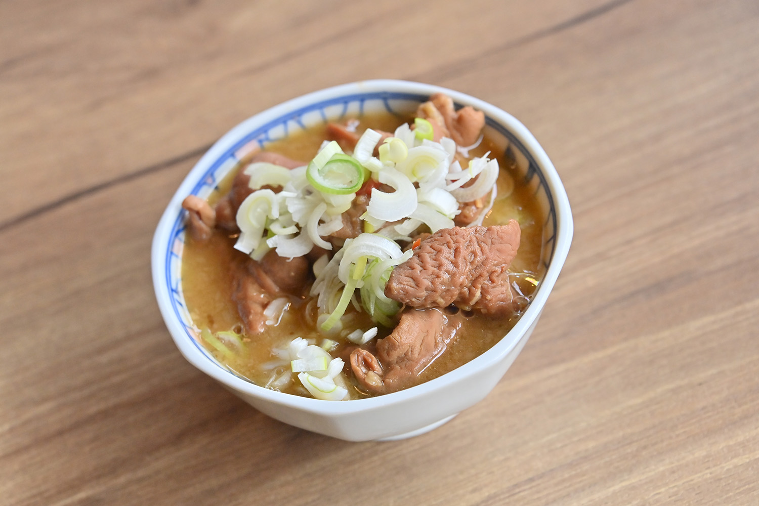 八福食堂のもつ煮