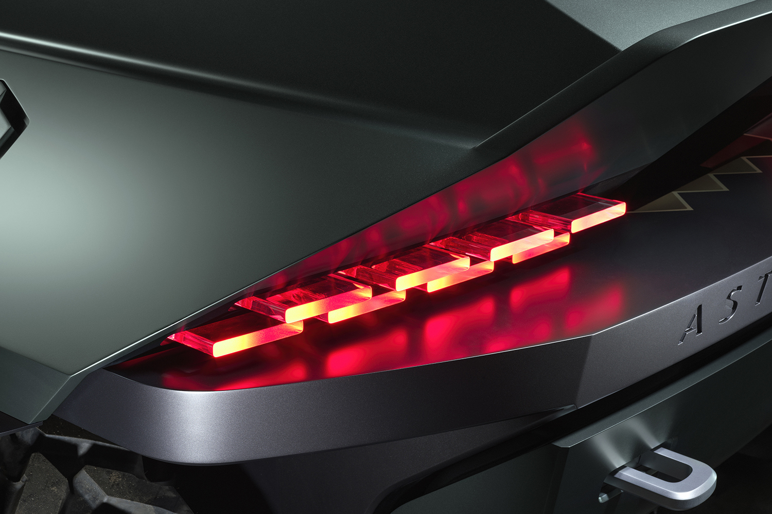 ゲームのためのデジタルSUV「アストンマーティン・ドレッドノート」のホンキすぎる中身とは 〜 画像8