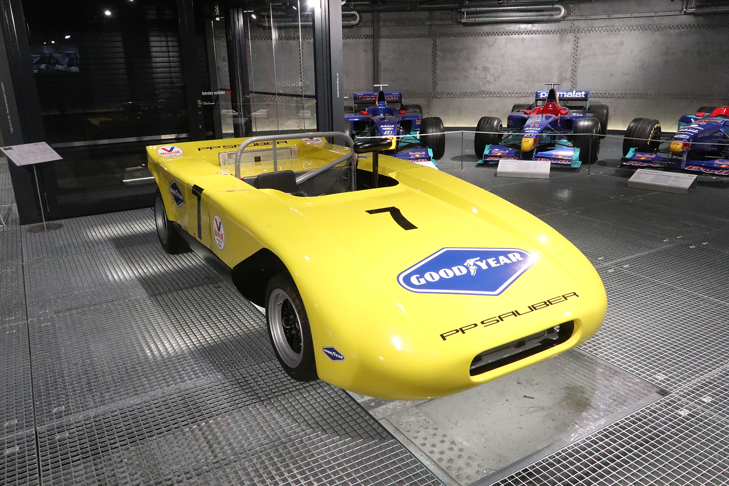 「オートバウ・アドベンチャーワールド」はレースカーから庶民者まで懐の深い展示が魅力だった