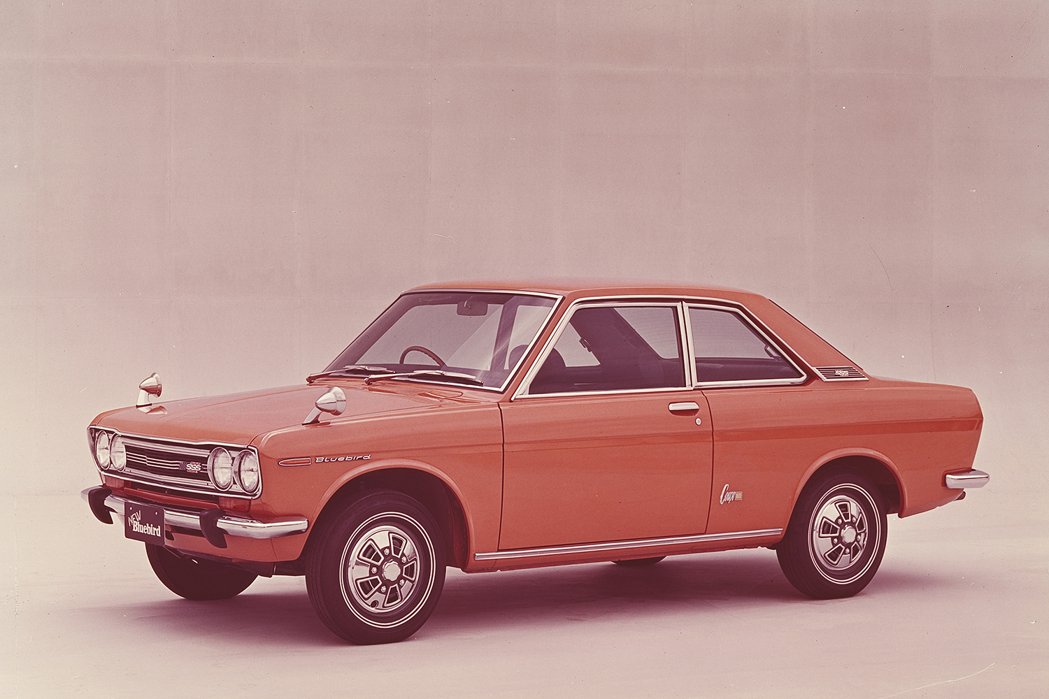日産ブルーバードのフロントスタイリング