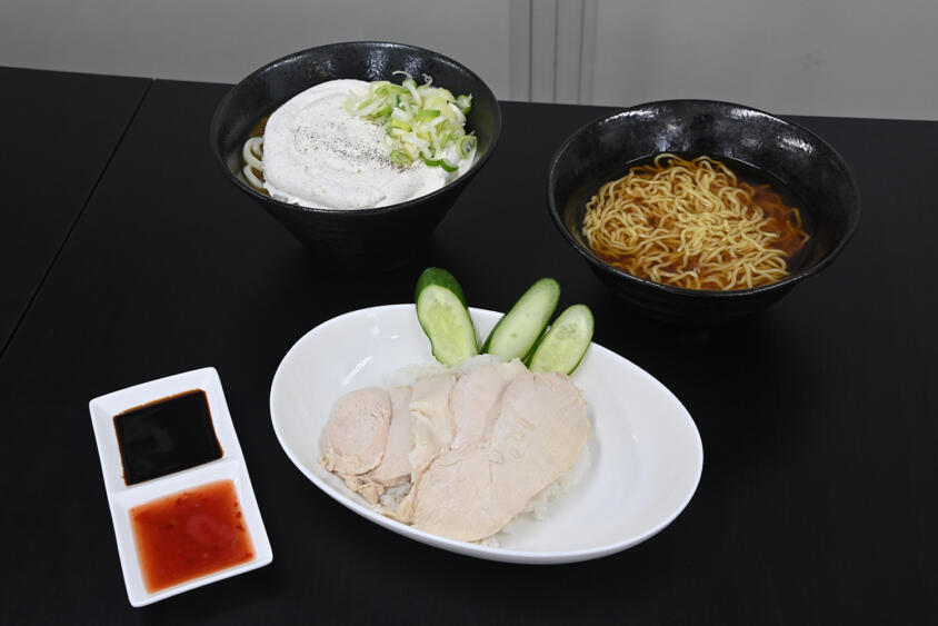 ラーメンが170円でライスカレー380円って……本当に令和か？　マジで日本か？　千葉に「安すぎる」超人気食堂が存在した【Ｐ専食堂】