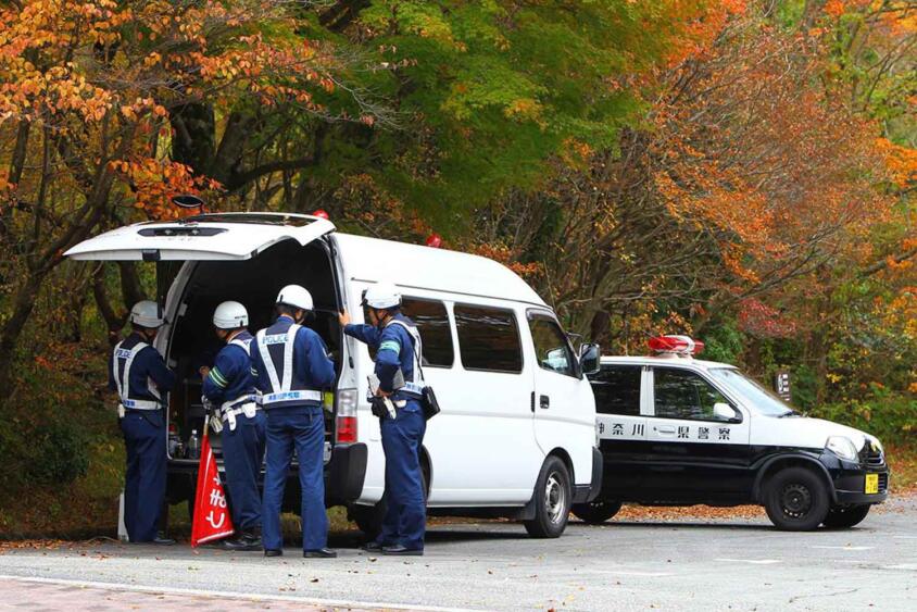 30km/hオーバーぐらいなら撮られないから……は古すぎる考え！　最新鋭の移動オービスと判別しにくい覆面パトカーで警察も本気!!