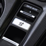 【画像】【試乗】シビックe:HEV RSは「ロードセーリング」じゃなく「レーシングスポーツ」を名乗ってヨシ！　ハンドリングもパワーユニットも最高に楽しいクルマに仕上がっている 〜 画像16