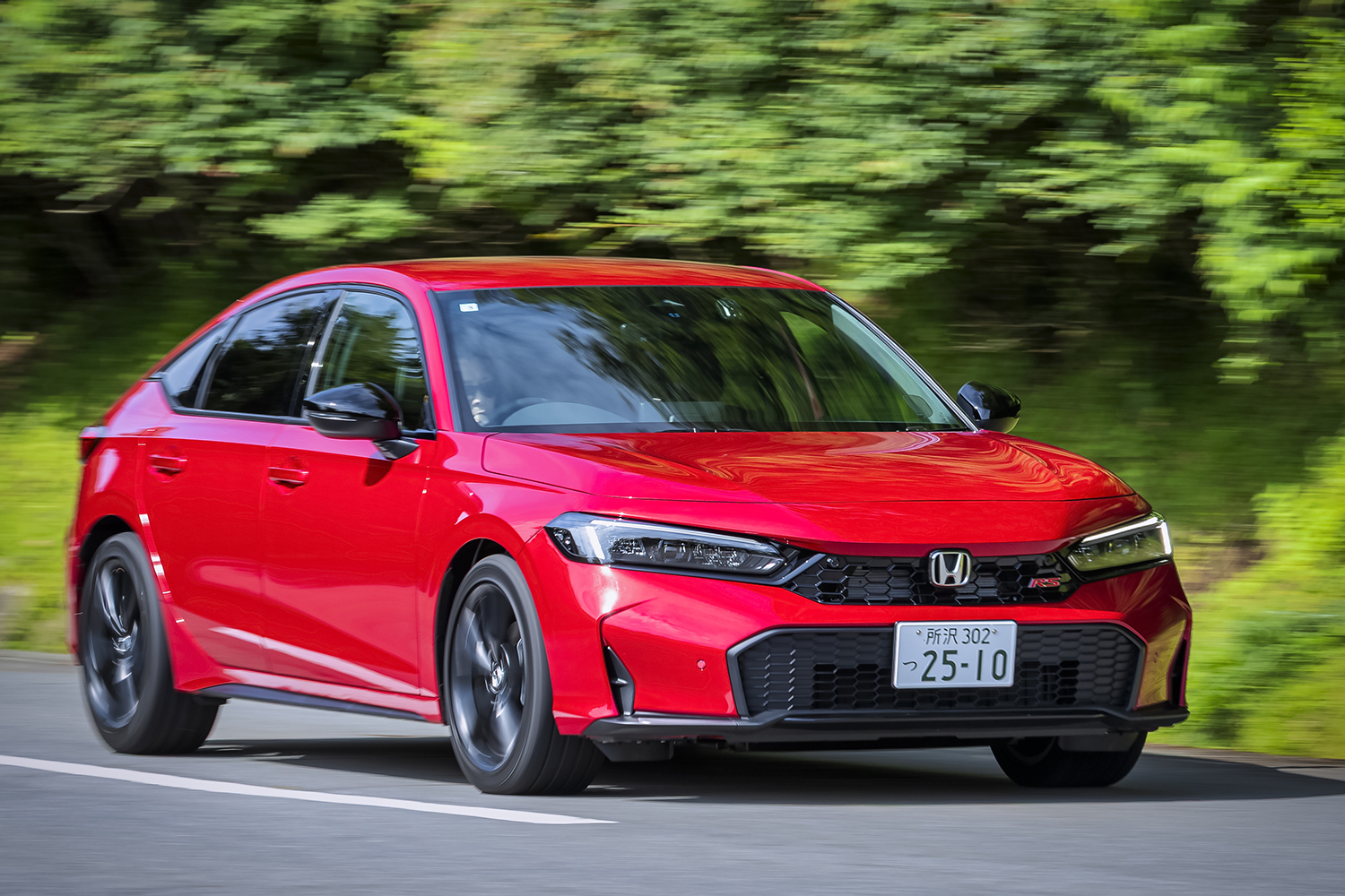 ホンダ・シビックe:HEV RSの走行シーン