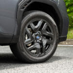 【画像】グローバルで年間100万台を売る怪物「トヨタRAV4」は絶対王者か？　ライバルの「CR-V」「フォレスター」「Xトレイル」と走り比べて徹底チェック!! 〜 画像17