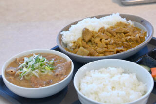 山梨に「もつ好きの楽園」があった【P専食堂】