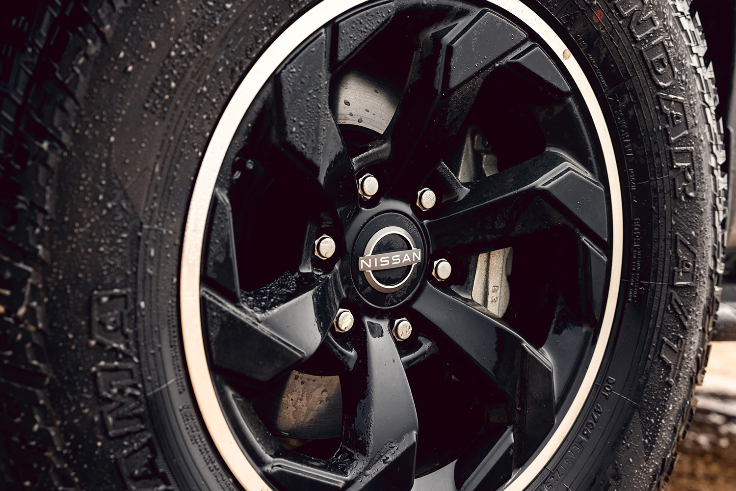 ニスモでもオーテックでもない「日産公認」コンプリートカー「ウォリアー」が凄い 〜 画像13