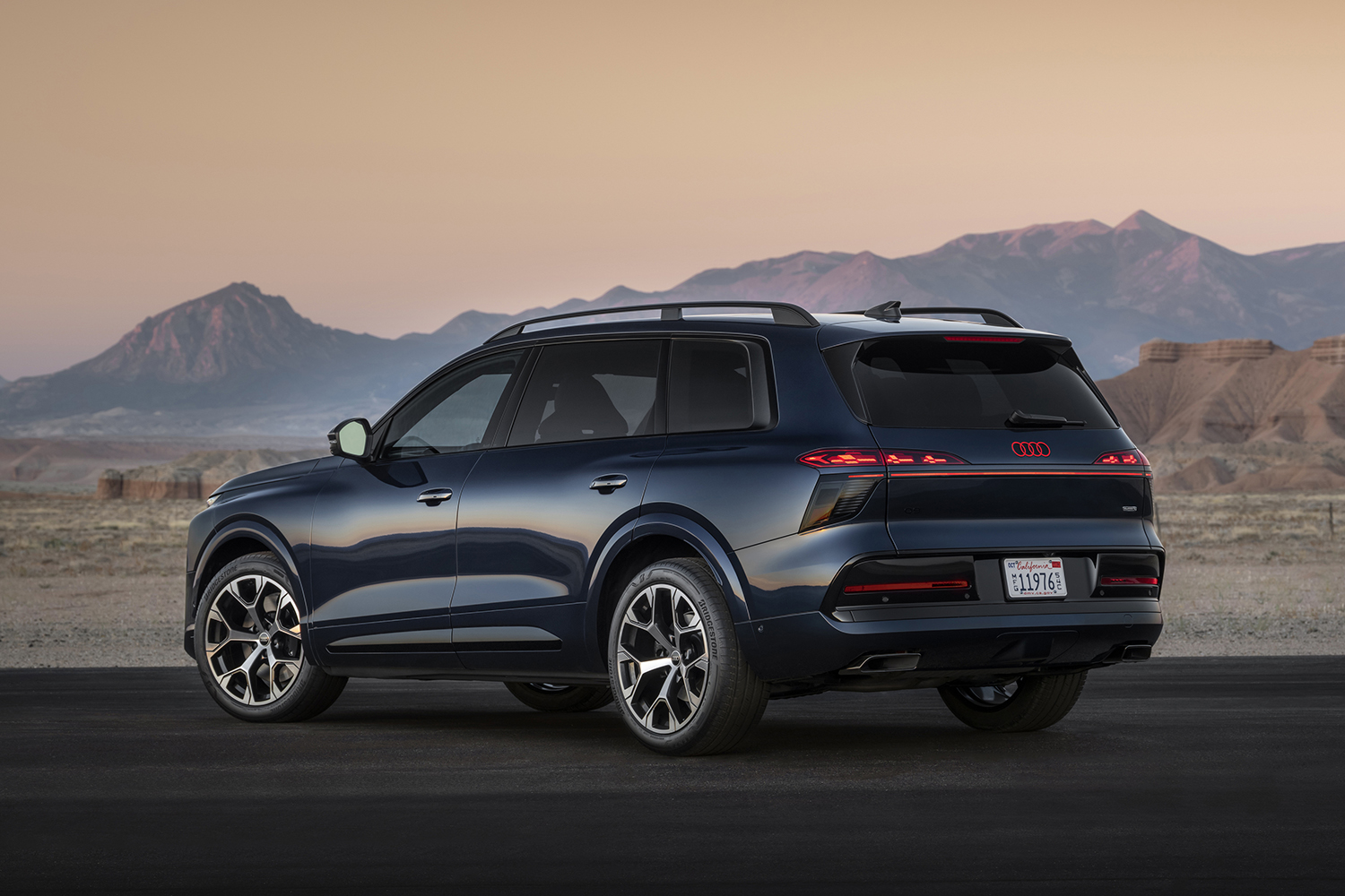 新フラッグシップＳＵＶ「Ｑ９」は約2000万円から 〜 画像30