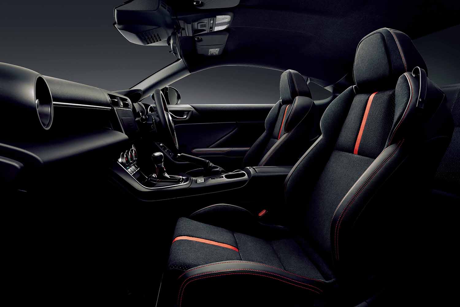 スバルBRZが「Ｆ型」でMTのシフトフィールを磨き安全装備も進化 〜 画像3