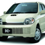 【画像】ミニ×ポール・スミスとか500e×アルマーニって普通に乗っちゃ恥ずかしい!?　乗り手のセンスも問われる「ハイブランドコラボ車」と「歴史に残るアパレルコラボ車」大全 〜 画像31