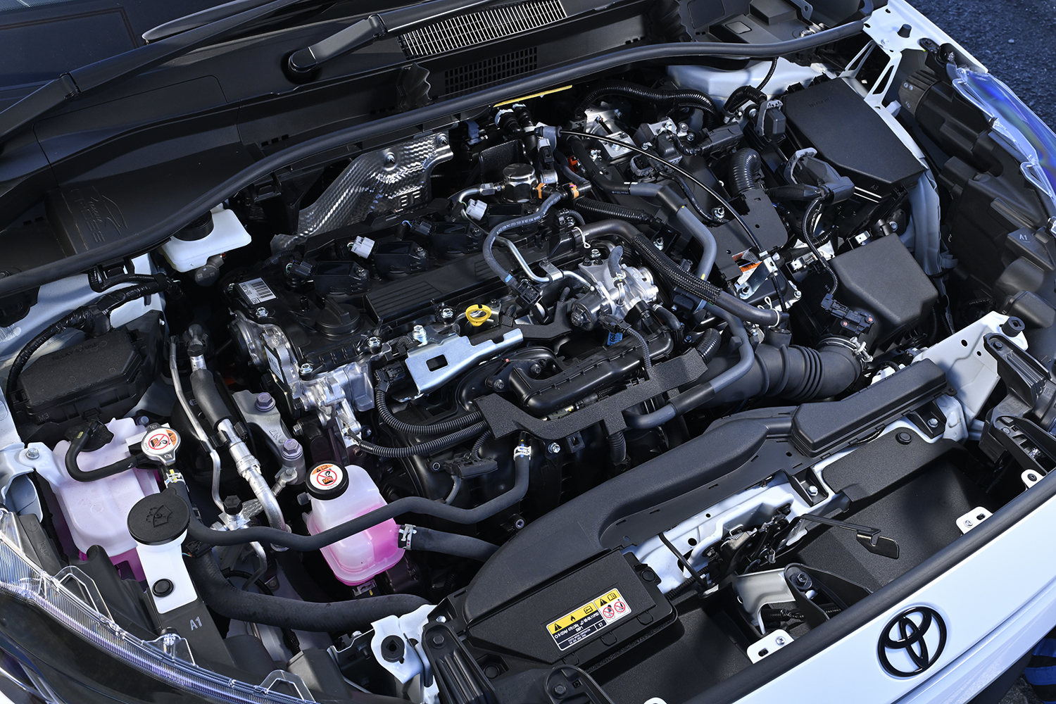 トヨタ・カローラクロスGR SPORTのエンジン