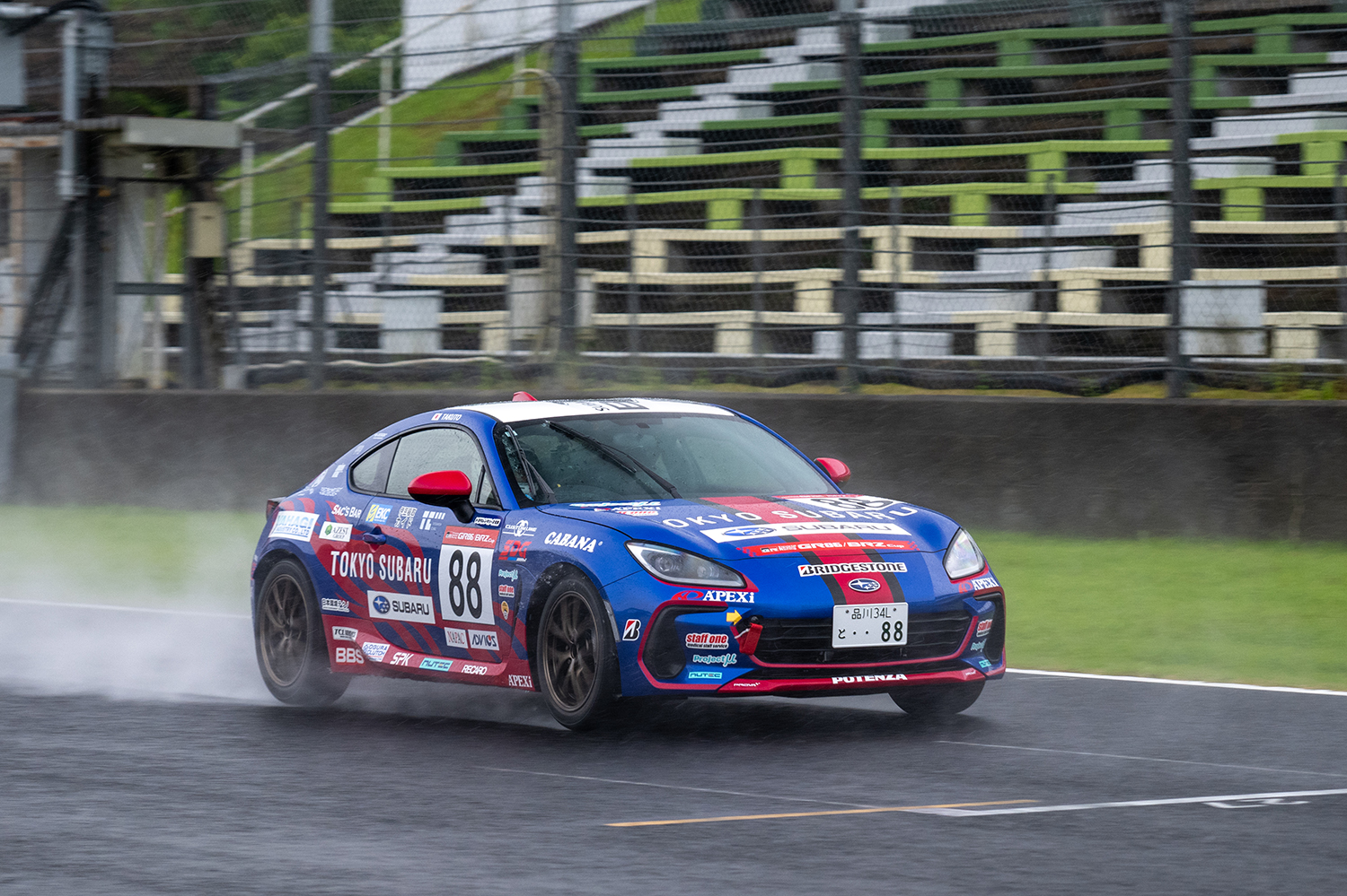 GR86／BRZ CupのTeam Takutyの戦いに密着 〜 画像33