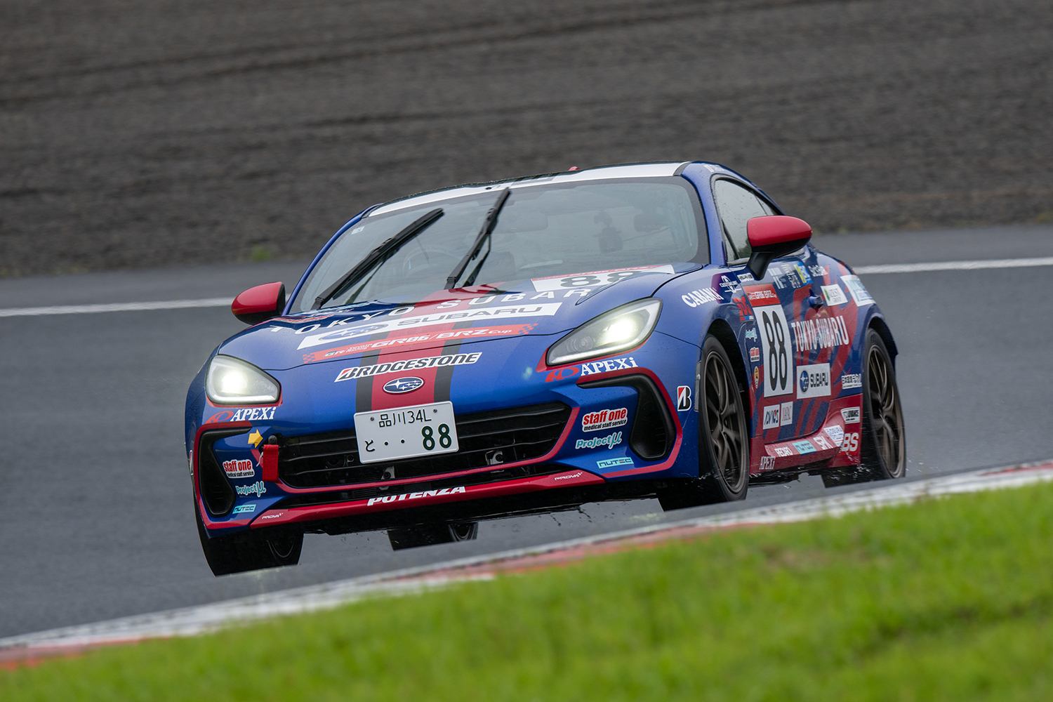 GR86／BRZ CupのTeam Takutyの戦いに密着 〜 画像67