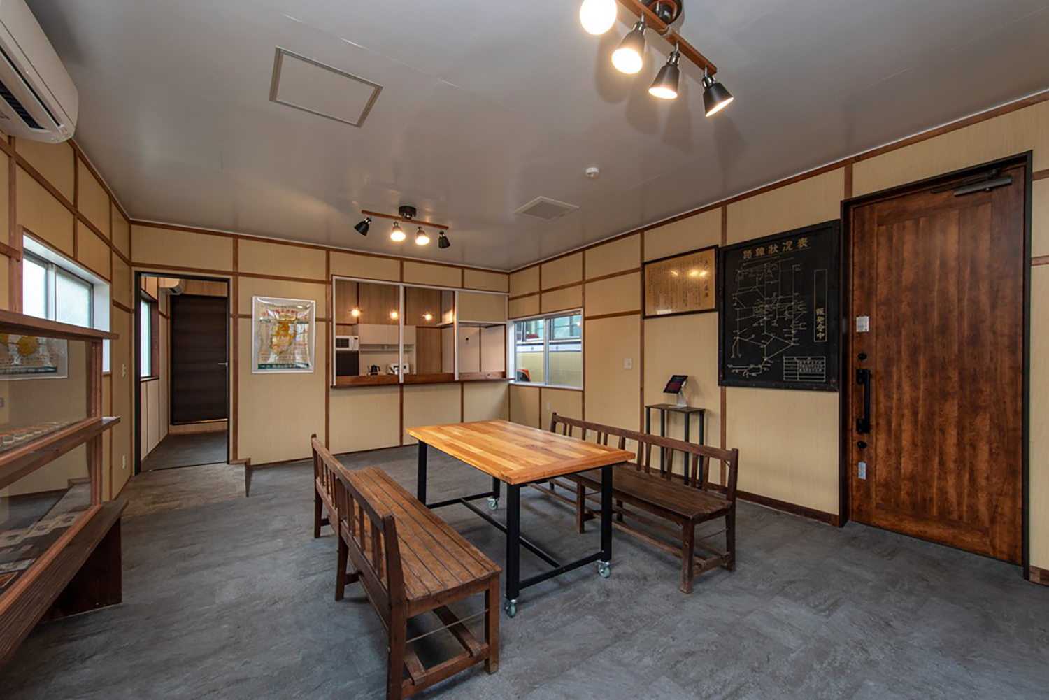本物の路線バスに泊まれる東海バスの「ばすてい」 〜 画像1