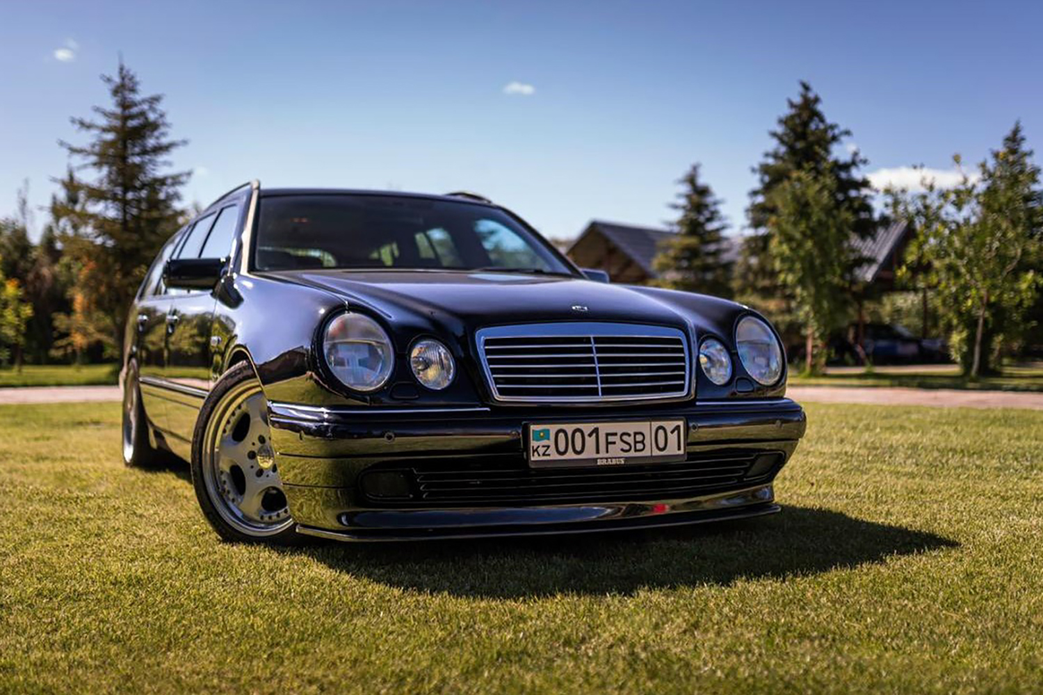 ブラバス 7.3S V12 フロントスタイリング