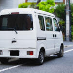 【画像】「路肩」は俗称で「路側帯」が正式名称……とかじゃない！ 　別モノな上に法令で許された「駐停車の方法」も異なっている 〜 画像2