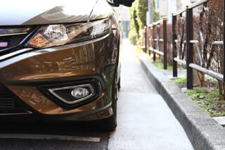 「路肩」と「路側帯」の違いとは