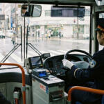 【画像】路線バスの外国人運転士は不安？　いやむしろプラス効果が見込める！　マナーや技能はもちろんカスハラ対策にも有効な可能性アリ!! 〜 画像8