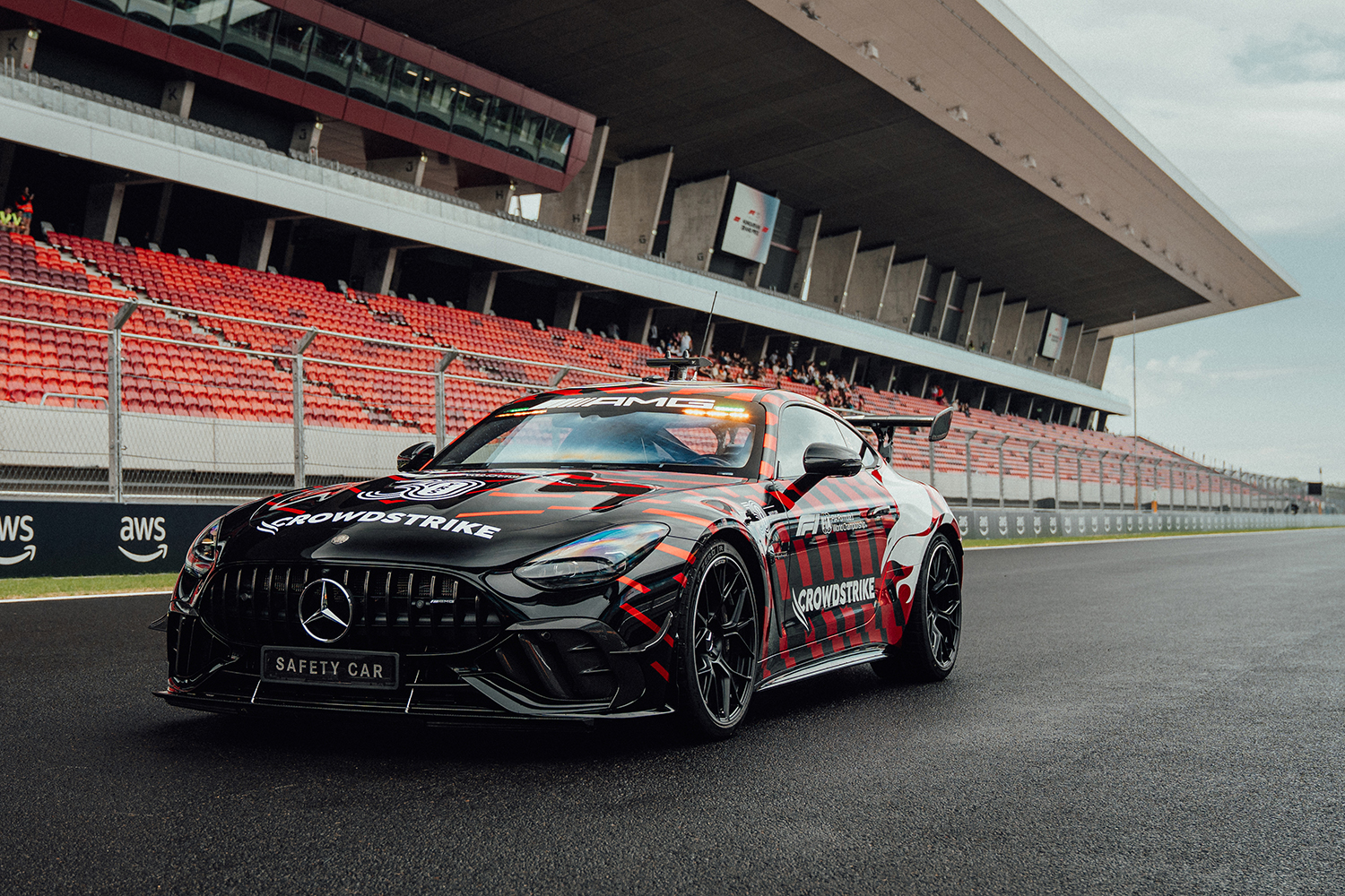 メルセデスAMG GT 63 PRO 4MATIC+ セーフティカー