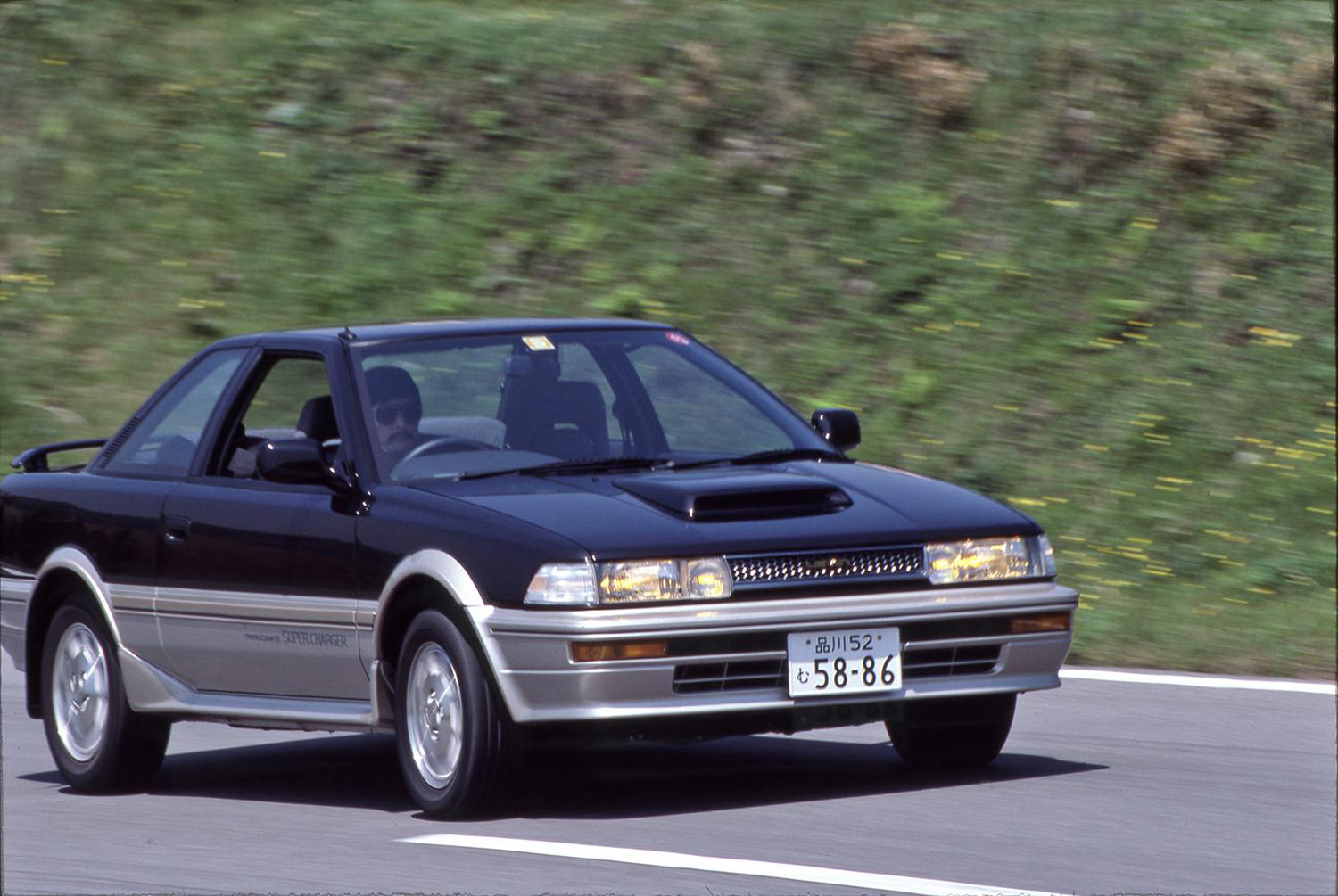 トヨタ・カローラレビン(AE92)