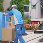 【画像】トラックの荷台の床を見たら……「木」ってなんで？　令和の時代でもあえて「木の板」が使われるワケ 〜 画像4