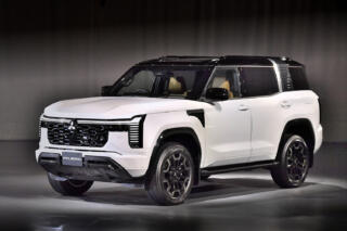 三菱 新型パジェロ