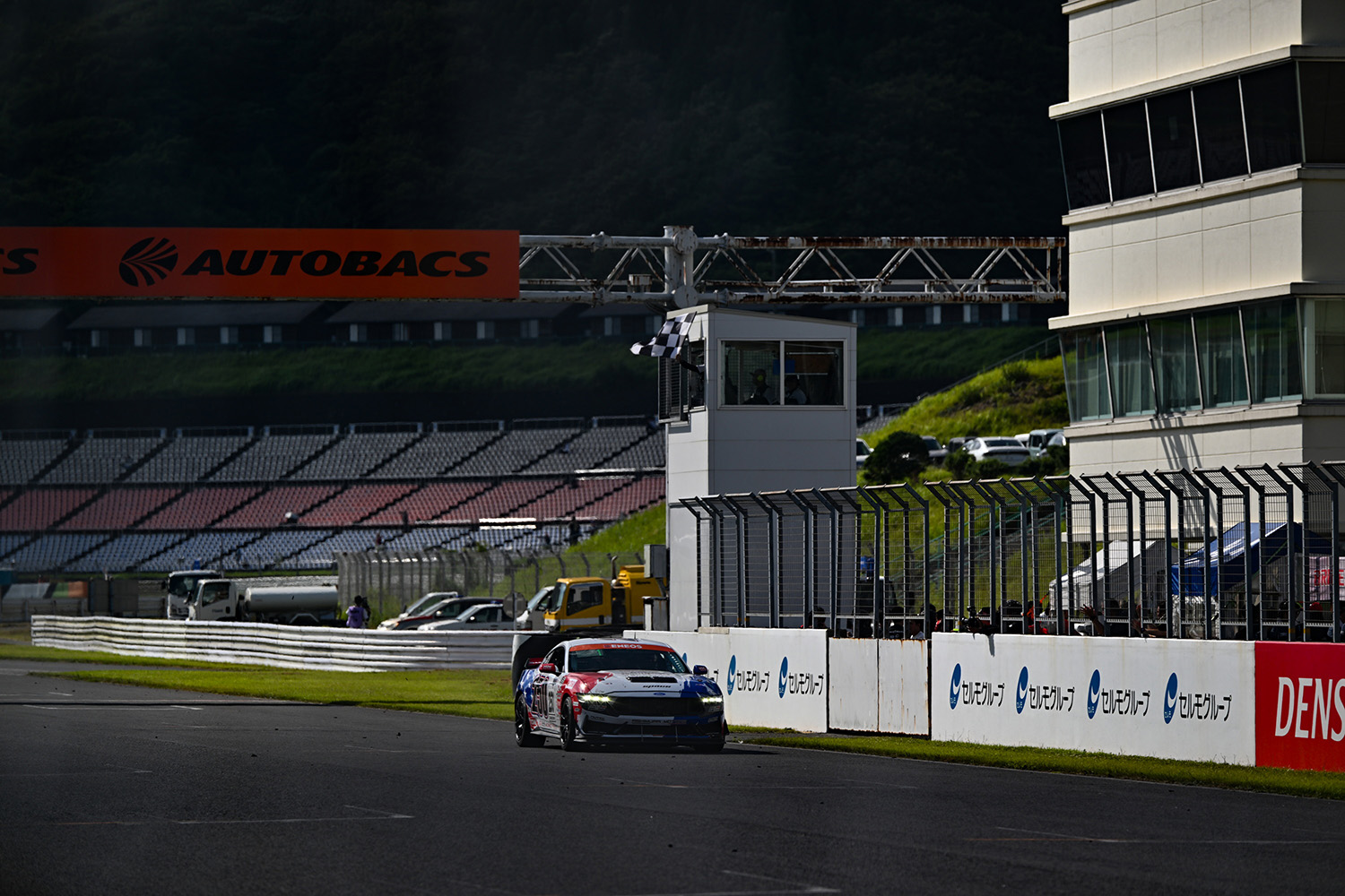 日本最大級のプライベーター「Birth Racing Project」にレースチームの資金事情を直撃した 〜 画像6
