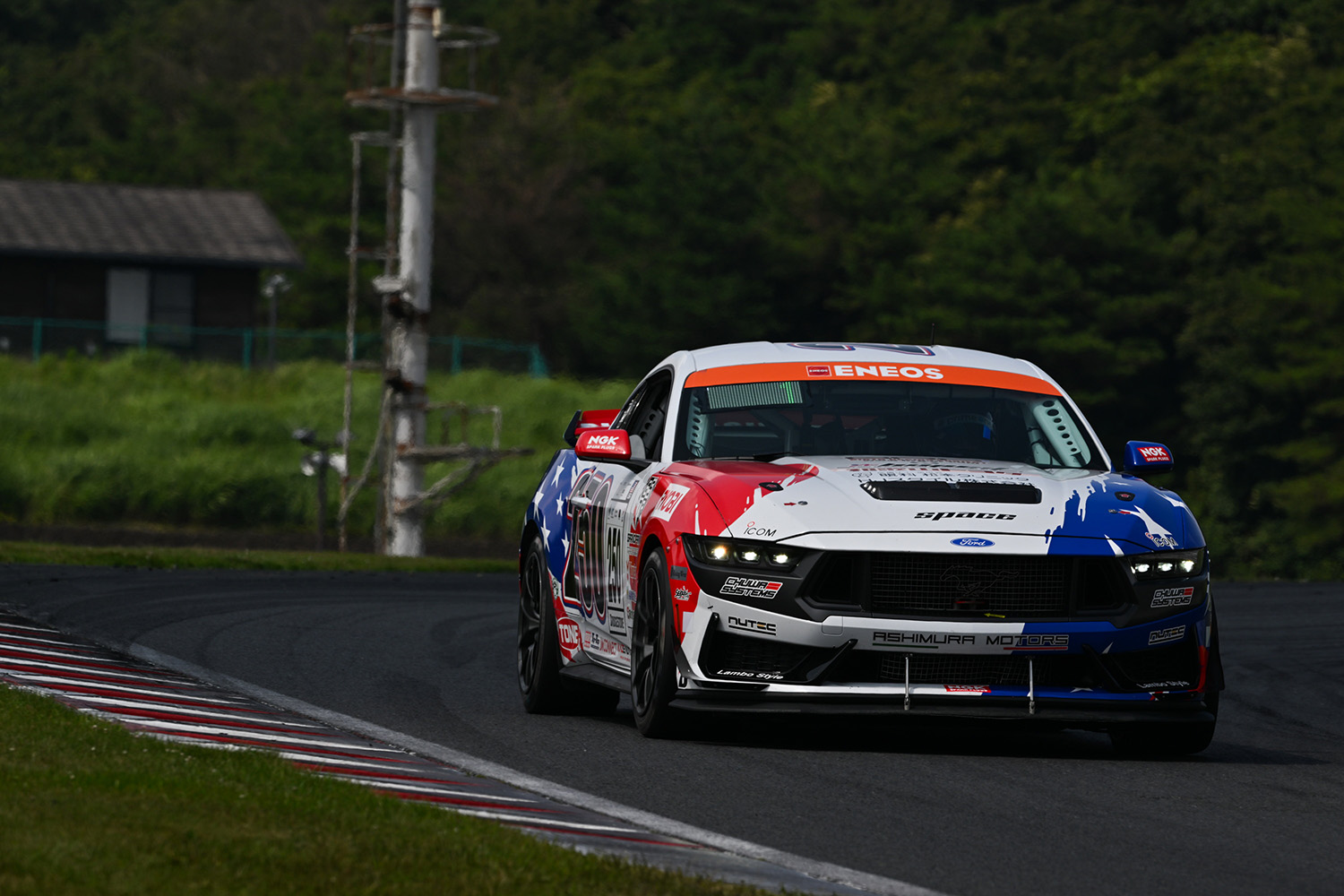 日本最大級のプライベーター「Birth Racing Project」にレースチームの資金事情を直撃した 〜 画像7