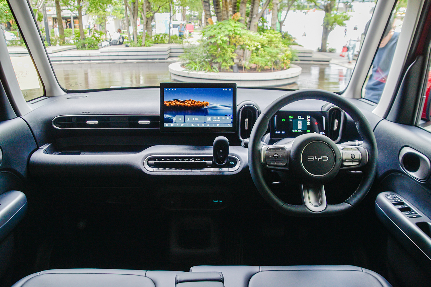 BYD ラッコの車内