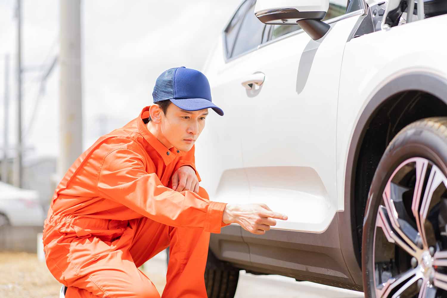 作業着のど定番「ツナギ」が自動車整備士たちに愛される理由 〜 画像2