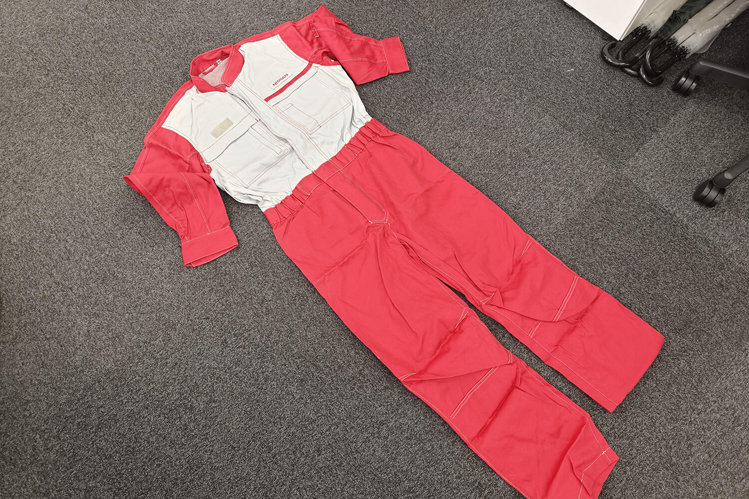 日産のメカニック用ツナギ 〜 画像15