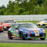 【画像】現役のSUPER GTドライバーでさえ苦戦！　GR86／BRZ Cup第４戦十勝ラウンドは猛者たちによる激戦が繰り広げられた 〜 画像60