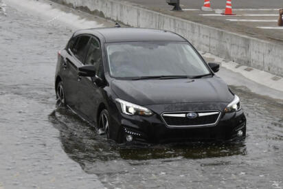 豪雨災害が落ち着いたあとに出てくる二次被害！　悪質業者が流す格安中古車は水没車の可能性アリ