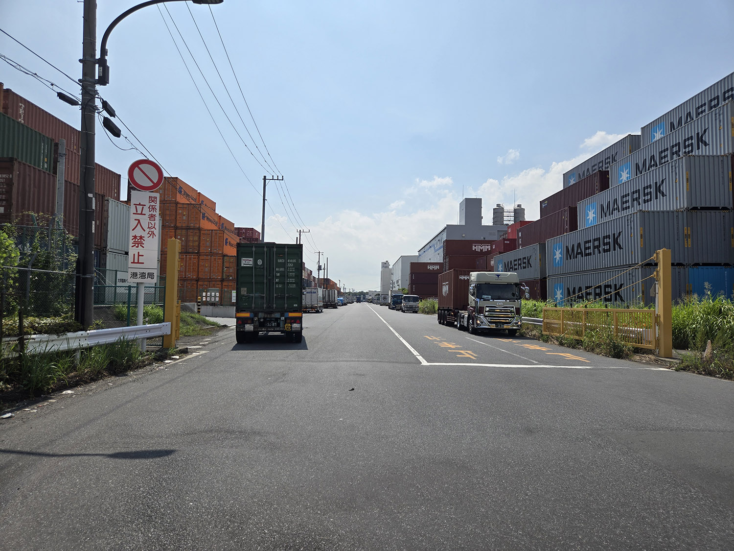 コンテナターミナル内の保税地域のイメージ