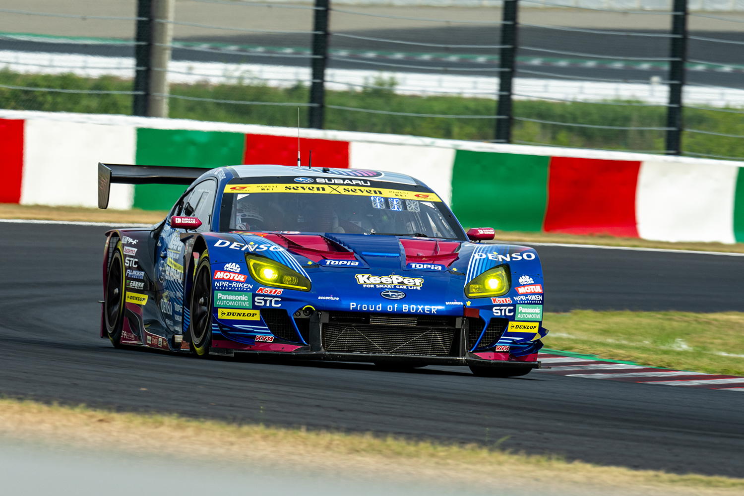 61号車SUBARU BRZ R&D SPORT