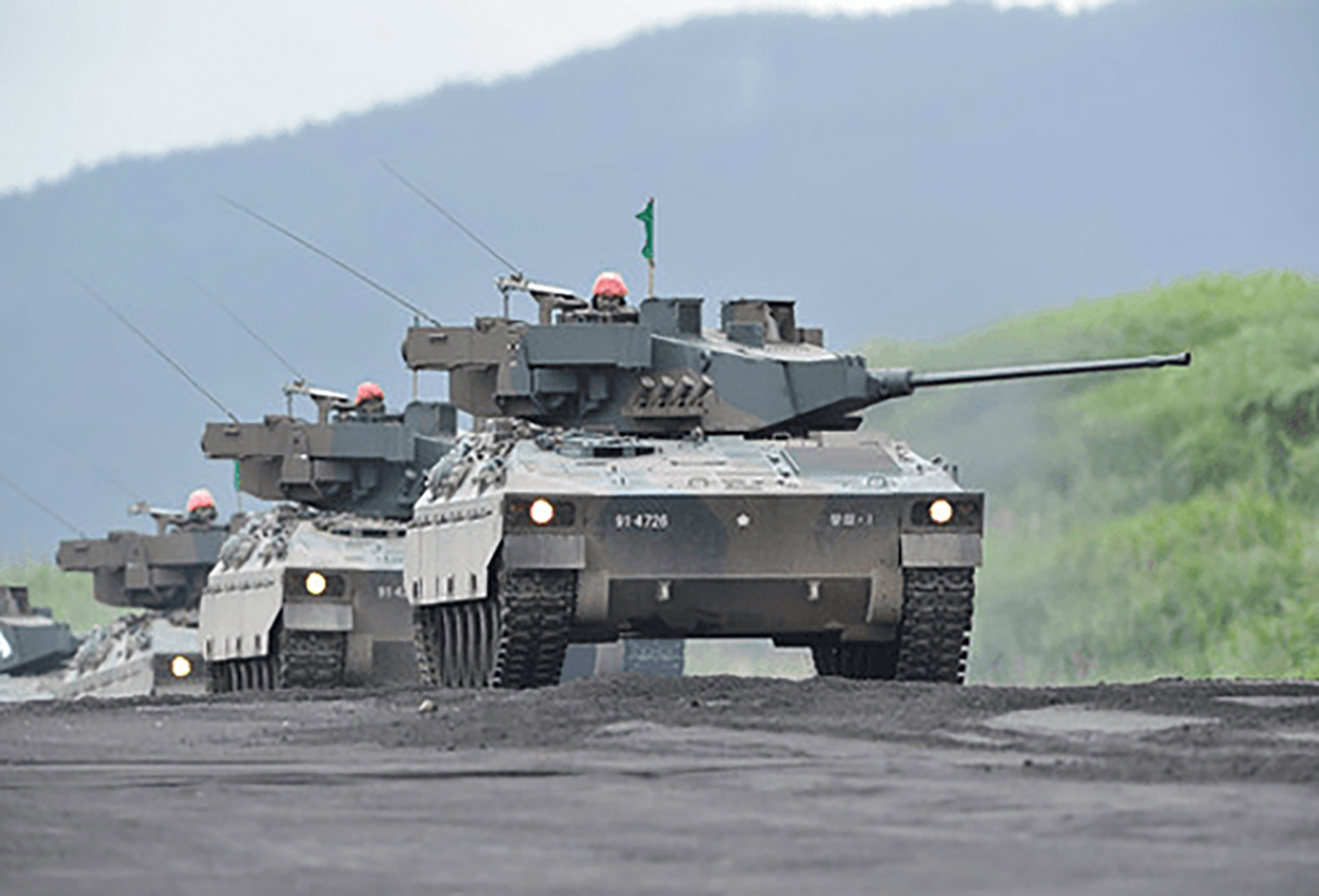 陸上自衛隊の10式戦車のイメージ