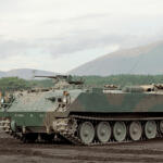 【画像】数十トンの重機や戦車が公道を走ってもアスファルトが壊れないのはなぜ？　キャタピラ車両の知られざる工夫 〜 画像2