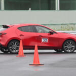 【画像】最大1万2000円で有名プロドライバーの個別指導付き。異次元すぎるコスパのマツダ公式ジムカーナイベントに参加してみた 〜 画像22