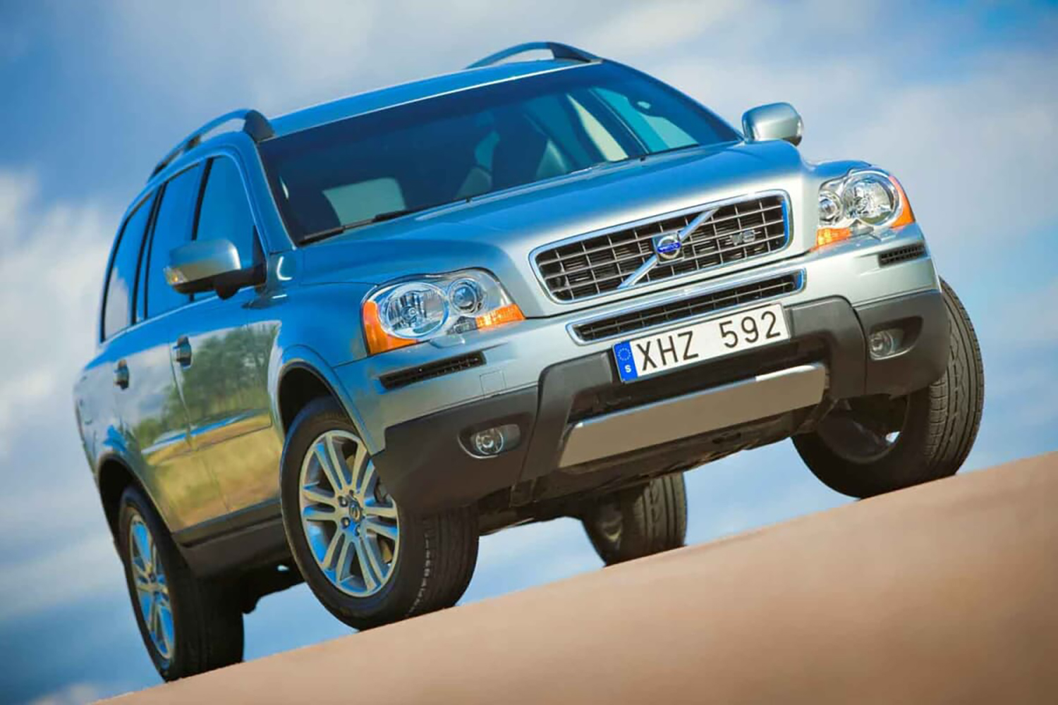 輸入車なのに日本製エンジンを搭載していた意外なクルマ７選 〜 画像1