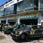 現役F1ドライバーの参戦で草レースがとんでもないことに！　フェルスタッペンが降臨したニュル24時間の熱狂っぷりが凄い【みどり独乙通信】