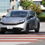 【画像】センチュリー譲りの装備で武装した「トヨタ・アクア」とライバル「日産ノートオーラ」を徹底比較！　買うならどっち？ 〜 画像1