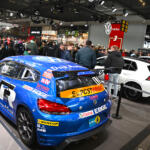 【画像】財布に鍵をかけなきゃヤバい！　クルマ好きなら破産しそうなニュル24時間レースのイベントエリアに潜入【みどり独乙通信】 〜 画像26